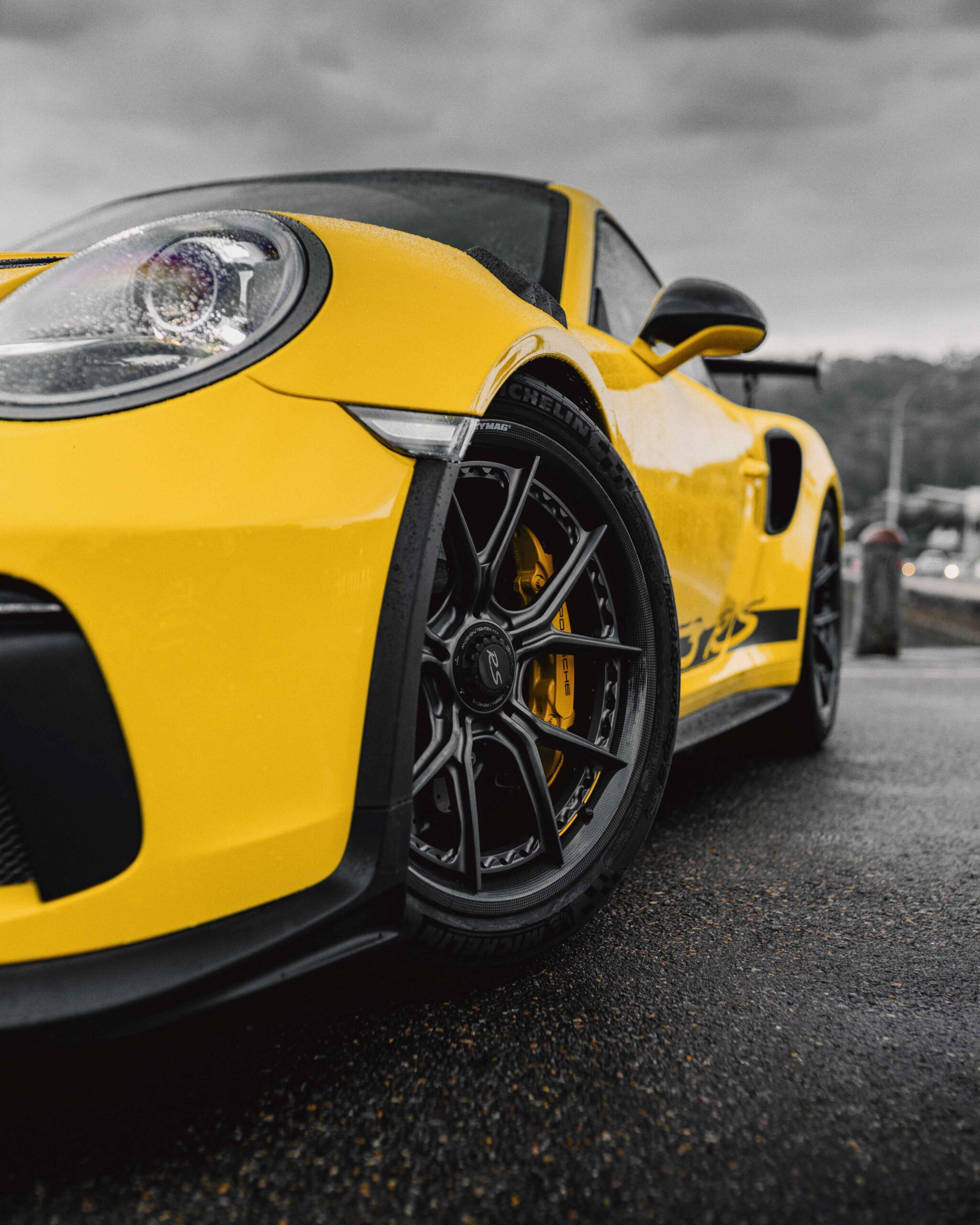 Speed Yellow Porsche GT3RS