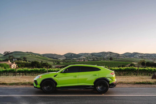 green-lamborghini-urus