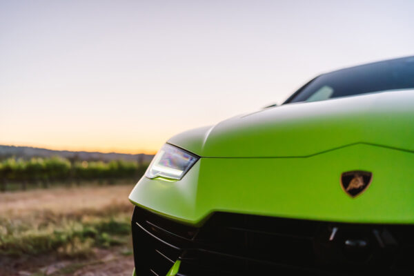 green-lamborghini-urus