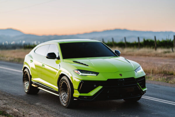 Urus-PS30FR-0022green-lamborghini-urus