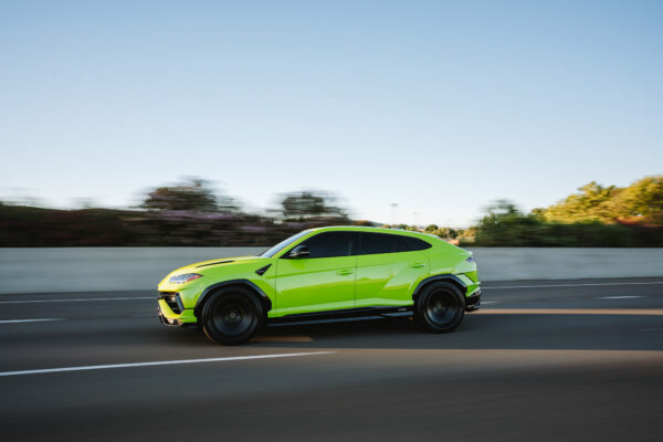 green-lamborghini-urus