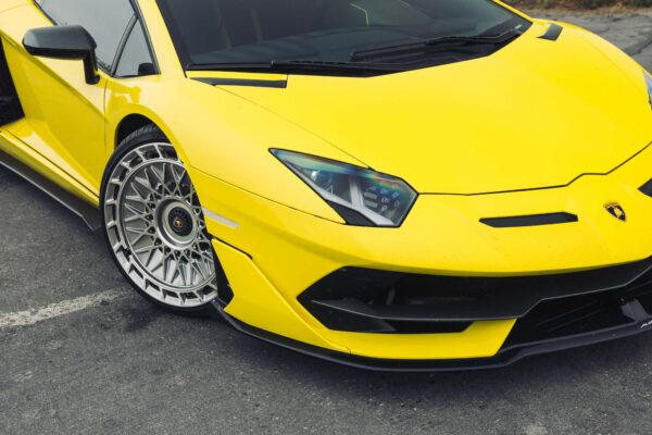 Lamborghini SVJ Yellow - PS-30FR (3-Piece)2