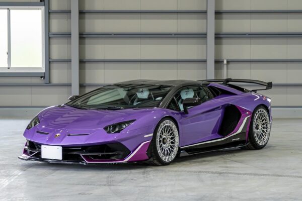 purple-lamborghini-aventador-svj