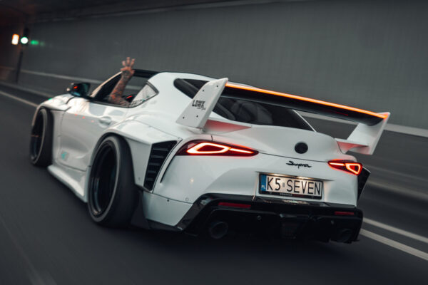 liberty-walk-supra-mv5-00106