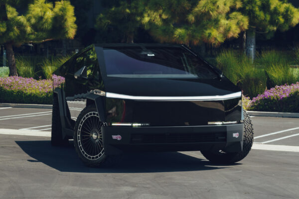 CyberTruck-MVF-40(glossBLK)2