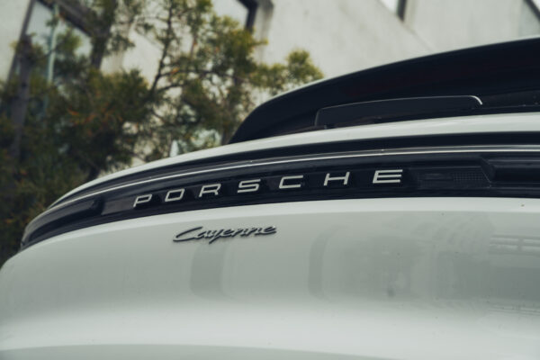 PorscheCayenne - (MVF-5) 26