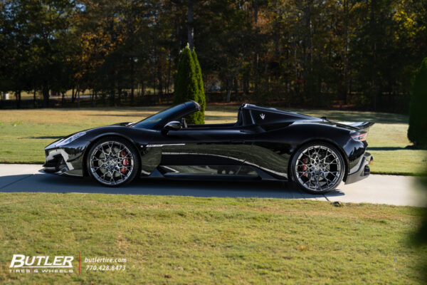 Maserati_MC20_with_21in_MV_Forged_x_7Design_DH-715_Wheels_and_Michelin_Pilot_Sport_4S_Tires_13141_37757_extra_large