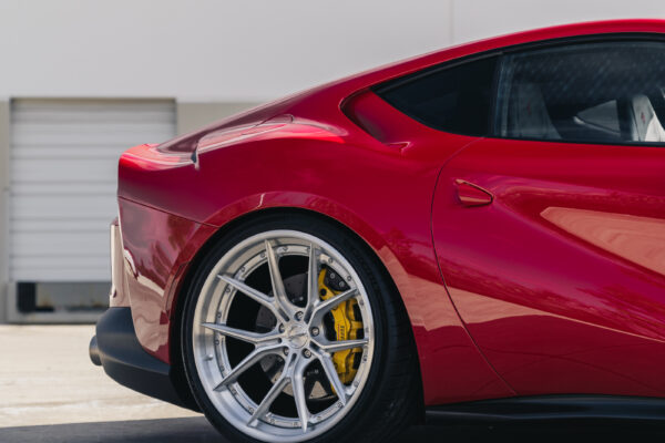 ferrari-812-superfast-mr-102-0011