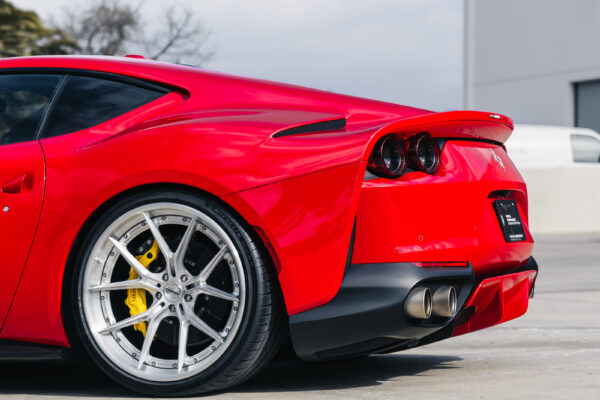 ferrari-812-superfast-mr-102-007
