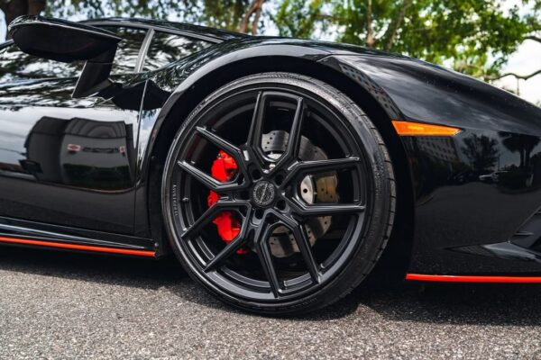 huracan-mvf5-003
