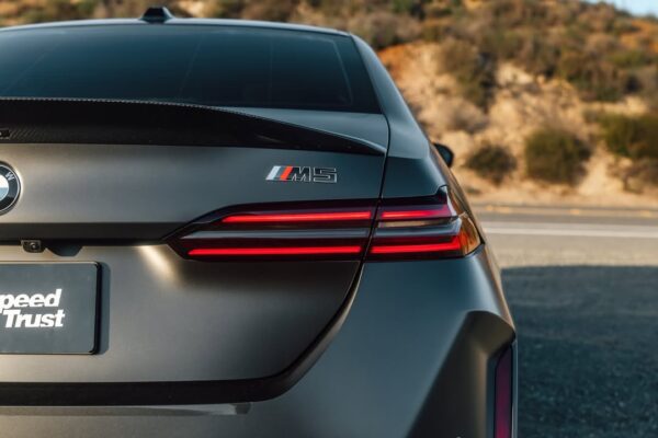 m5-mvf5-satin-black-004