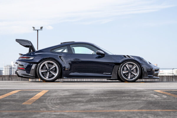 porsche-992-gt3rs-on-mv-forged-x-bond-bnd05_55028801835_o