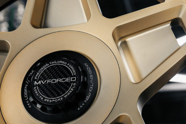 gr5-v1-0010_53709967074_o