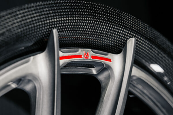 lm-110-10_54581141479_o