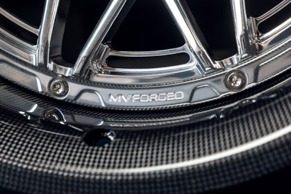 mv10-r-dymag_53531994032_o