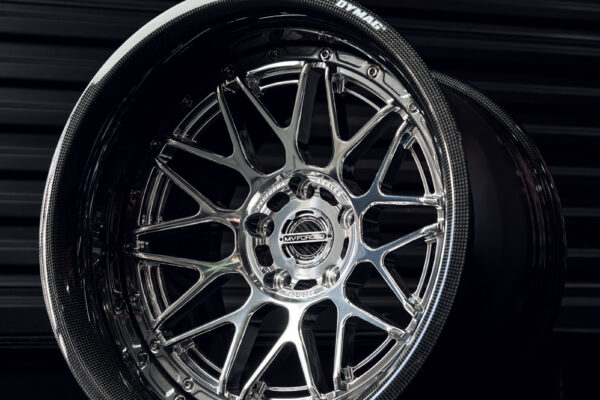 mv10-r-dymag_53533202414_o