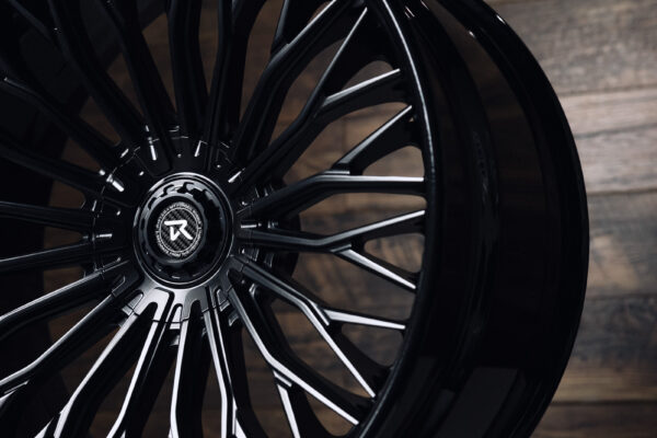 rmv-04f1_53710102925_o