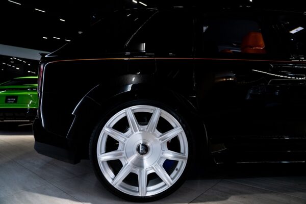 rolls-royce-cullinan-vl95-005