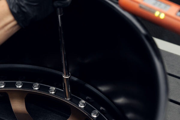 sl-171-006_53710008409_o