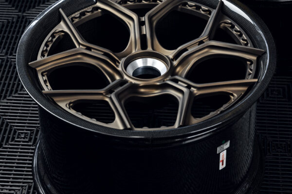 sl-171-dymag-1_53634490119_o