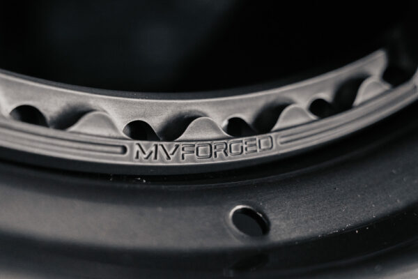 sl-505-007_53710192040_o