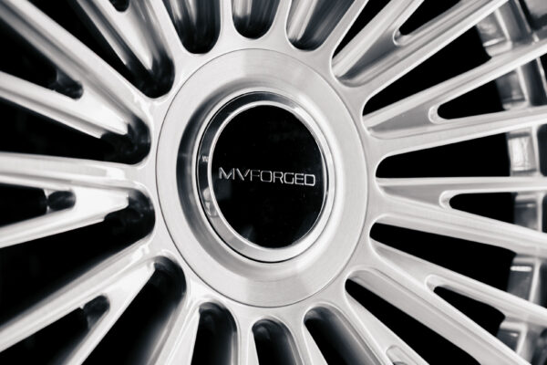 vl32-3_54581175304_o