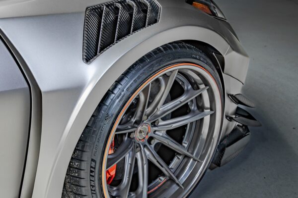 chevrolat-corvette-c8-zo6-lm-110-003