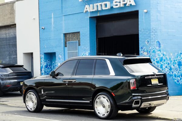 rolls-royce-cullinan-vl70-002