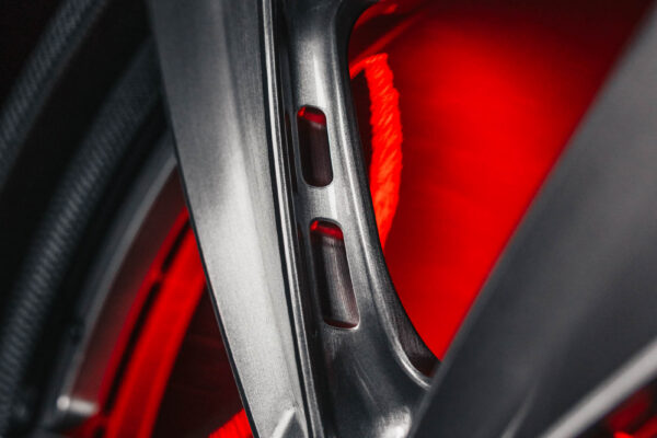 bnd-05-carbon6-3-4-26-0010