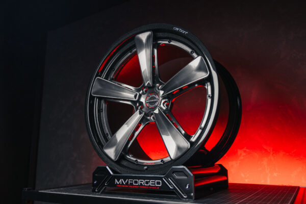 bnd-05-carbon6-3-4-26-007