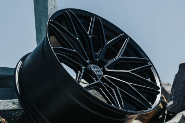 mvf2-black-0015