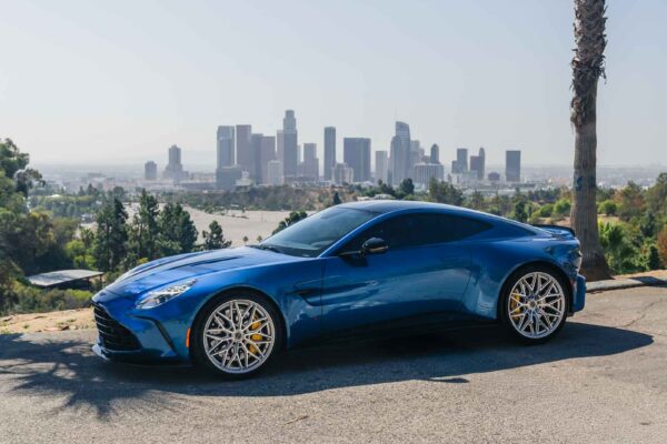 aston-martin-vantage-mvf2-0010
