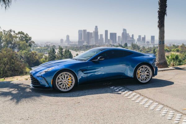 aston-martin-vantage-mvf2-0013