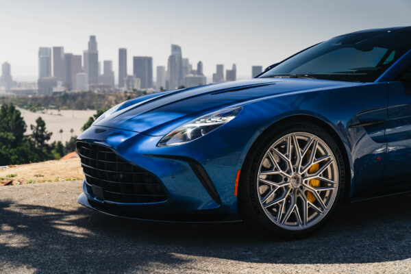 aston-martin-vantage-mvf2-0015