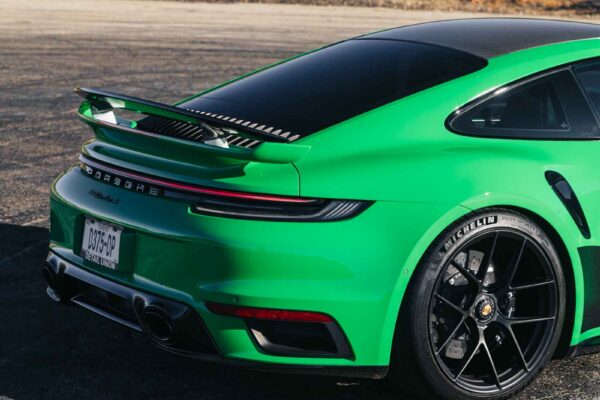 porsche-911-992-turbo-s-hs05-0014